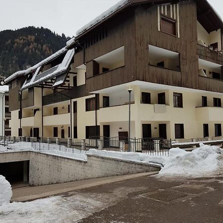 Des Alpes 1 Διαμέρισμα Canazei Εξωτερικό φωτογραφία